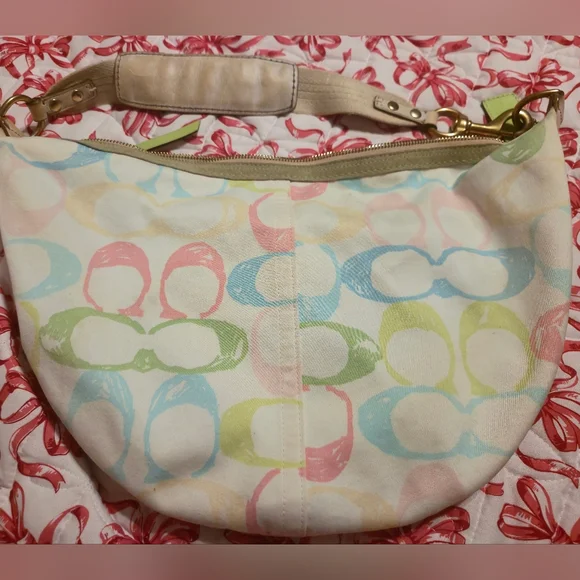 Coach Shoulder Bag - Picture 2 of 16